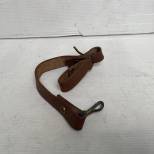Bélière porte sabre cuir marron clair