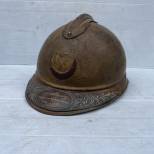 Casque Adrian Mdle 1915 9éme Zouave et plaque Mdle 1919 