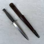 Dague ' Le commando' et étui cuir marron 