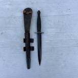 Dague FairBairn-Sykes 3éme  Modèle et fourreau cuir marron foncé 