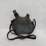 Gourde Individuelle 2L Mdle 1877/15 et sangle cuir