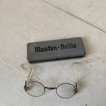 LW Lunettes de vue et Boitier métallique