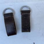 LW Paire passants de ceinturon cuir marron foncé 