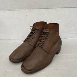 Paire de Brodequins cloutés Mdle 1917 cuir fauve