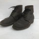 Paire de brodequins troupe cloutés Mdle 1917 cuir noir 