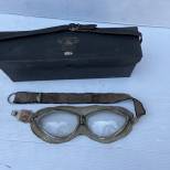 Paire de lunettes de vol CEBE 4000 et boitier 
