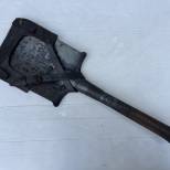 Pelle bèche individuelle Mdle 1909 et étui cuir marron 