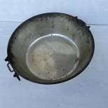 Plat à quatre en  fer étamé 