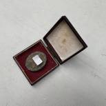 WH Badge Blessé Classe Argent et boitier 