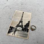 WH Bague et carte postale Paris 1941 