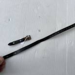 WH Jugulaire de casque cuir noir retourné 