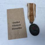 WH Médaille des fortifications et sachet 