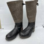 WH Paire de bottes grand froid , cuir bicolore et feutre marron 