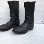 WH Paire de bottes troupe cloutées 