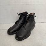 WH Paire de Brodequins non cloutés  cuir noir