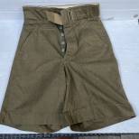 WH Short tropical Mdle 1940 coton vert olive 