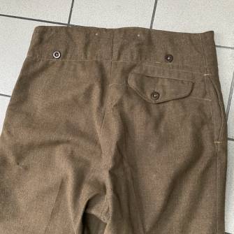 Pantalon Feldhose Suisse drap de laine bon état,Taille 40