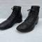 Canada Paire de brodequins troupe cuir noir 