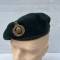 Commando Béret drap  vert et insigne en laiton doré 