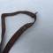 Jugulaire sous casque ( liner ) cuir marron  