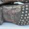 Paire de brodequins troupe cloutés Mdle 1917 cuir marron 