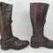 Paire de bottes officier a lacets en cuir marron 