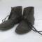 Paire de brodequins troupe cloutés Mdle 1917 cuir noir 