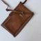 Porte cartes officier ' Liseuse' et sangle cuir marron 