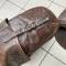 Selle Mdle 1874 et paire de fontes en cuir marron 