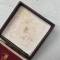 WH Badge Blessé Classe Argent et boitier 
