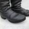 WH Paire de bottes cloutées troupe cuir noir 