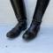 WH Paire de bottes en cuir noir 