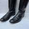 WH Paire de bottes officier cuir noir 