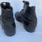 WH Paire de brodequins réglementaires cuir noir 