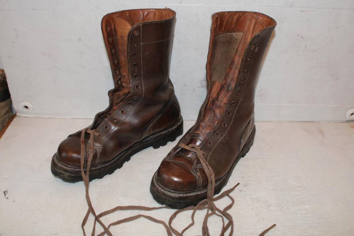 Bottes de saut Mdle 1950 cuir fauve Parachutiste Ventes d
