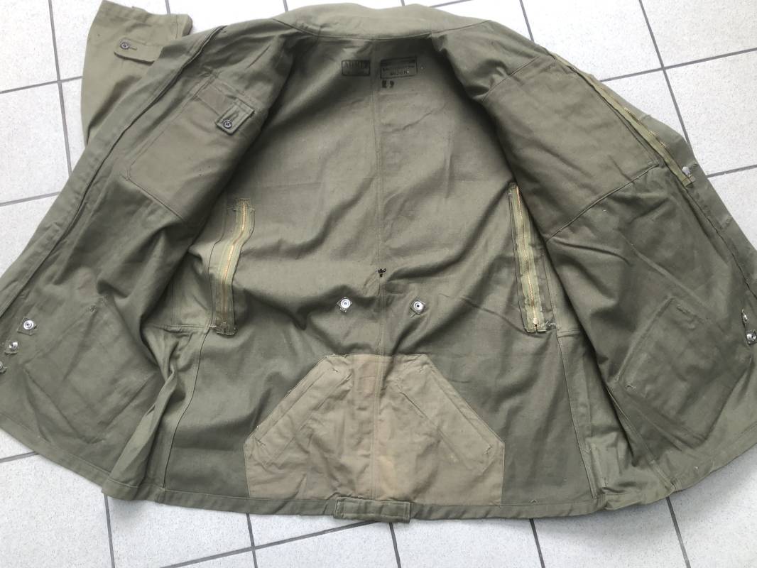 Veste et pantalon de saut parachutiste TAP 1947/51 coton Vert Dat?� 1952 - Ventes d'antiquit?�s 